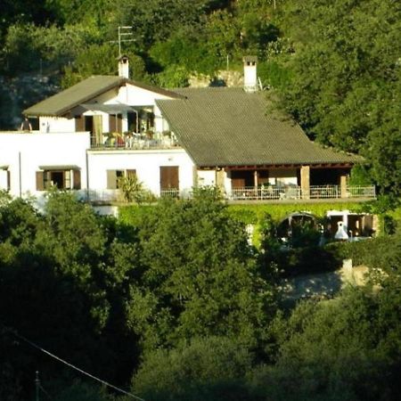 Casa Gialla Imperia Exteriér fotografie